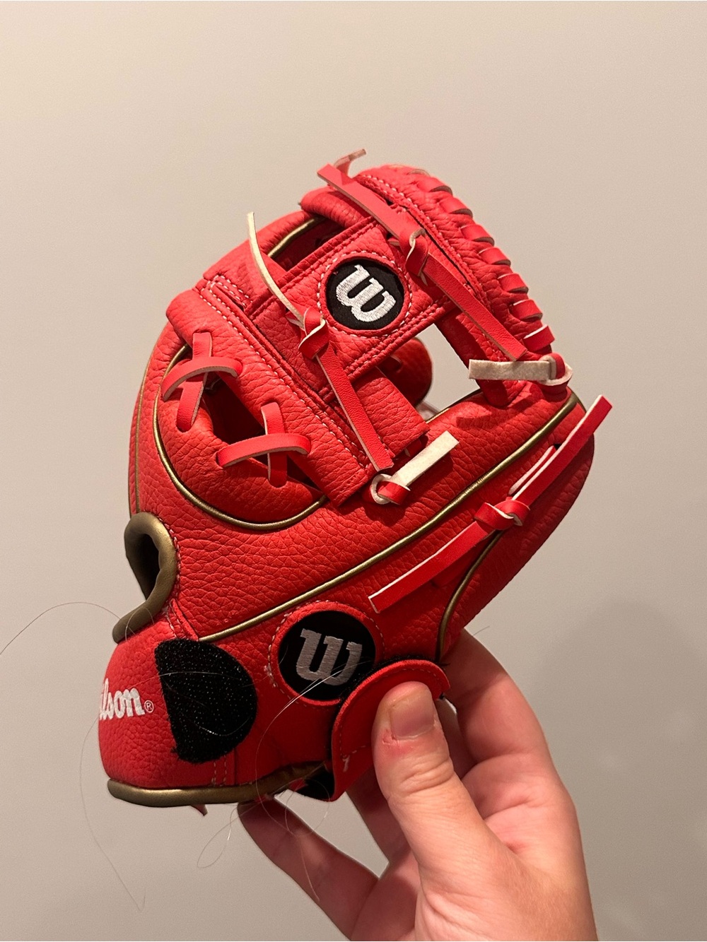 Wilson A200 EZ Catch 9” Youth T-Ball Baseball Glove Red Gold NWT